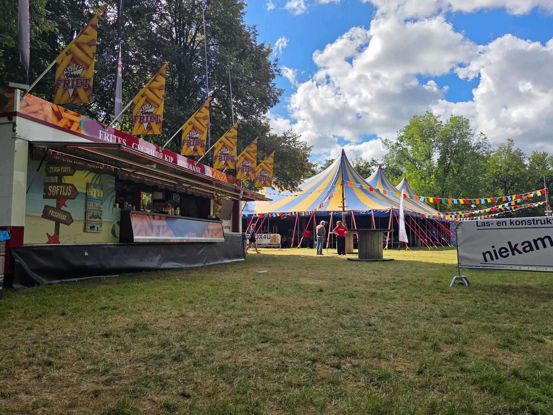 Wiersma snackwagen op festivals